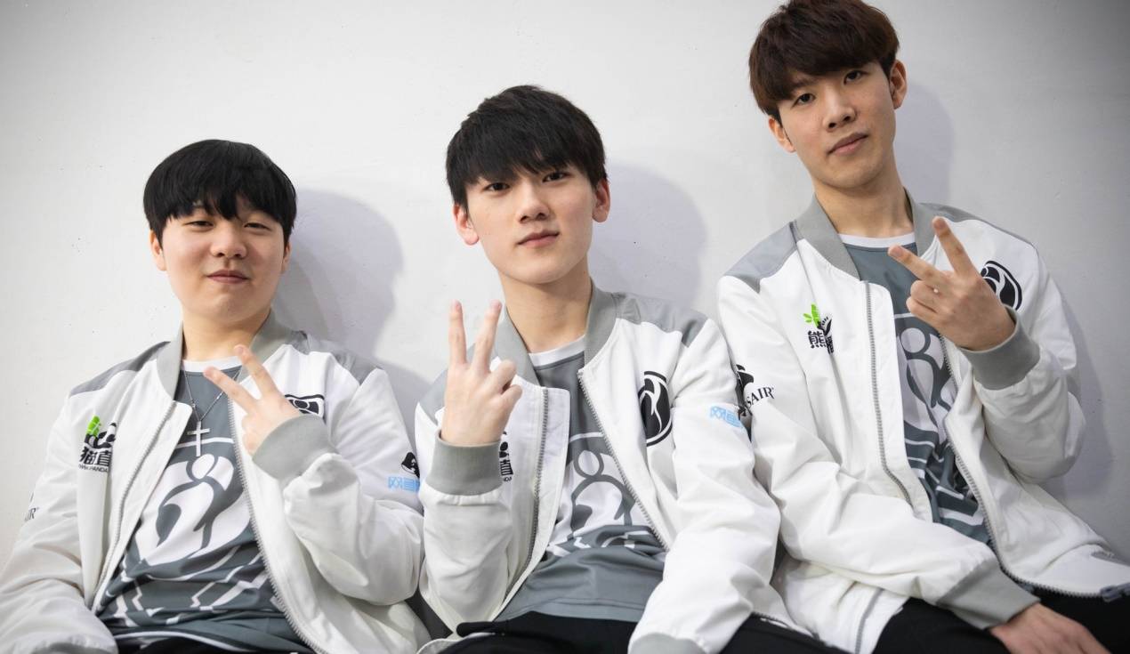 中国女跤突 中国女跤突