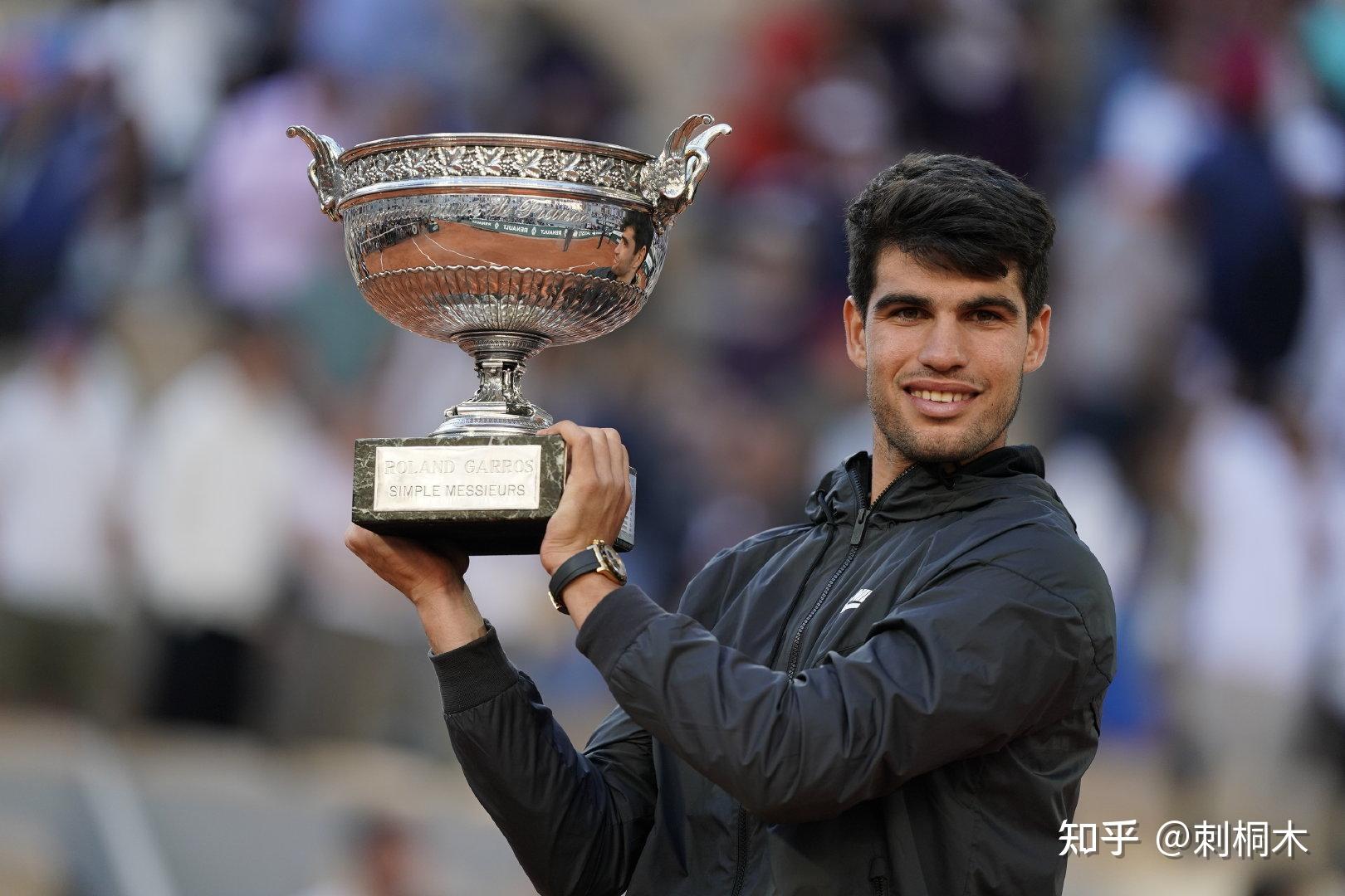 职业生涯的 职业生涯的