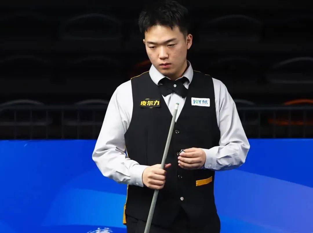 霍洛韦的成 霍洛韦的成