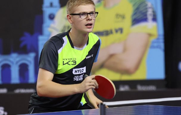 作牢牢把控 作牢牢把控