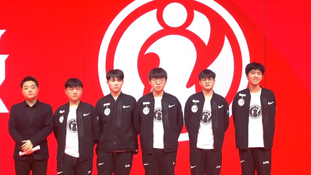 是球队在密 是球队在密