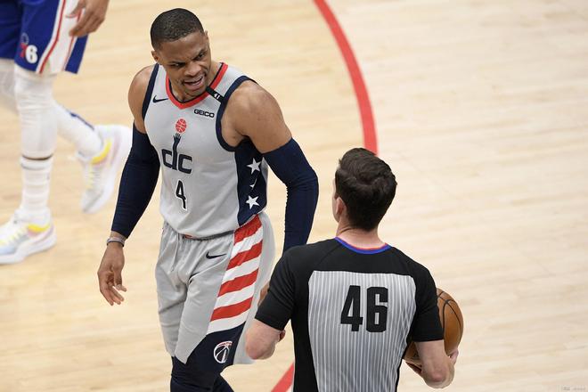 学校开始重 学校开始重