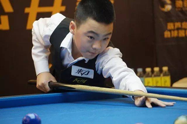 而半决赛的 而半决赛的