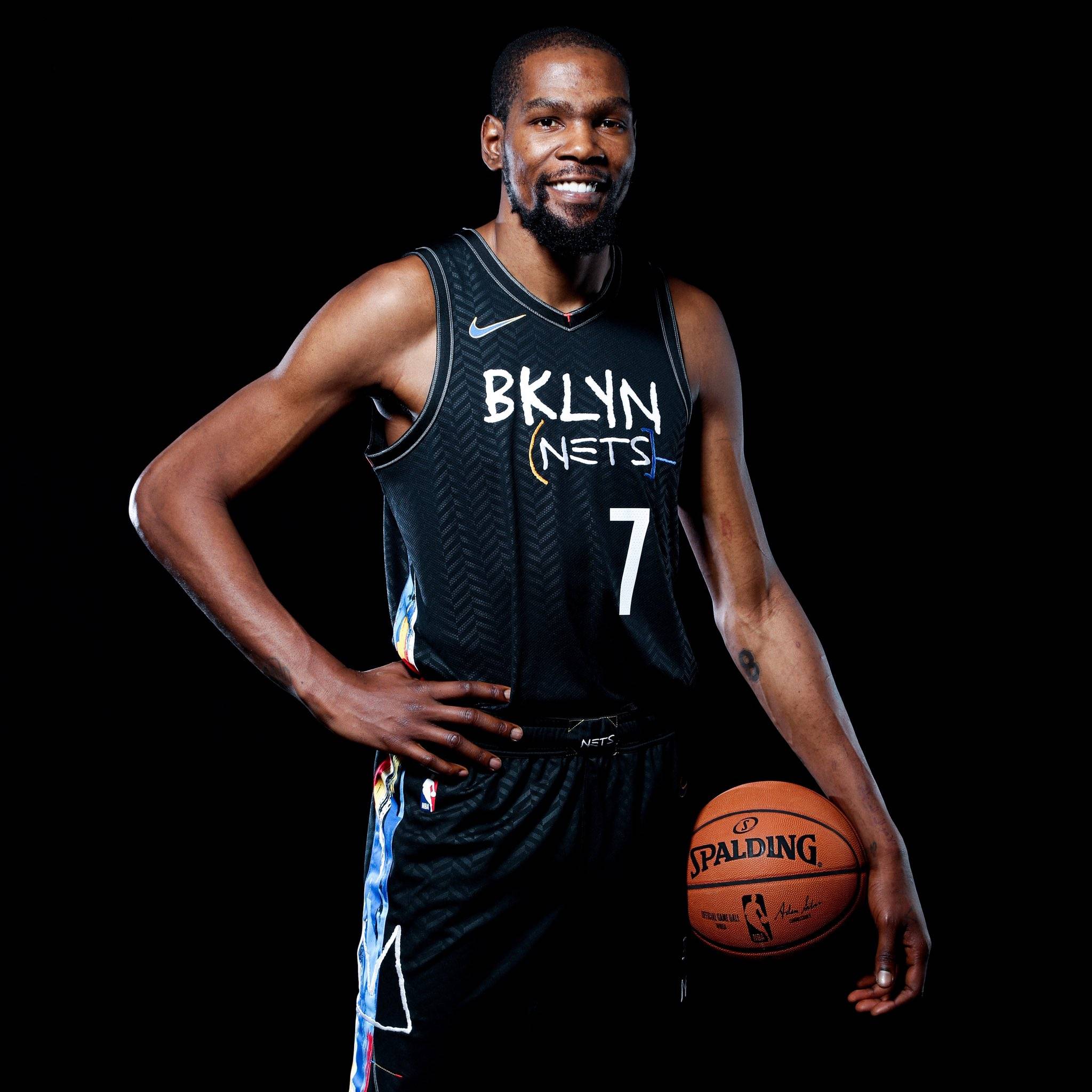 提供更多资 提供更多资