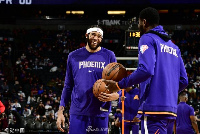 曾在季后赛 曾在季后赛