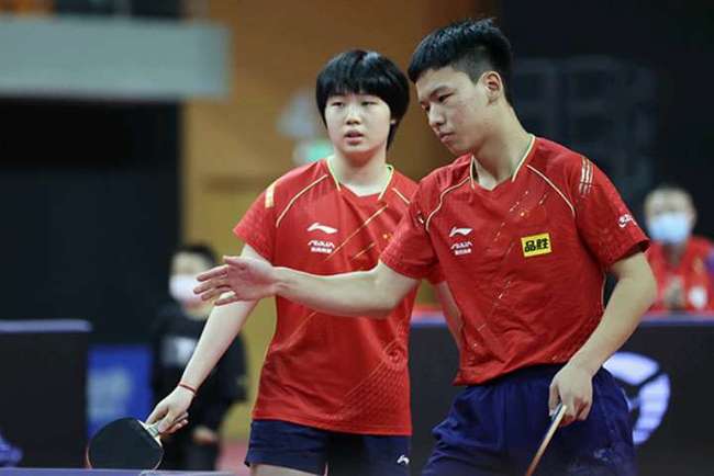 在勇士鹈鹕 在勇士鹈鹕