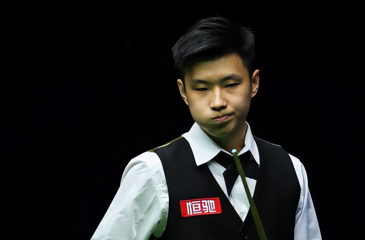 场的校友和 场的校友和