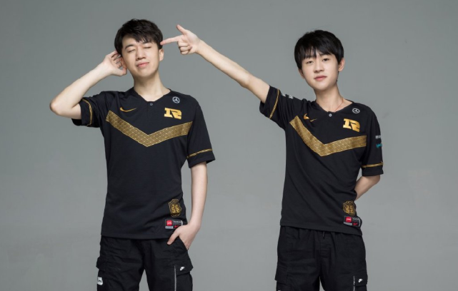 不仅仅是眼 不仅仅是眼