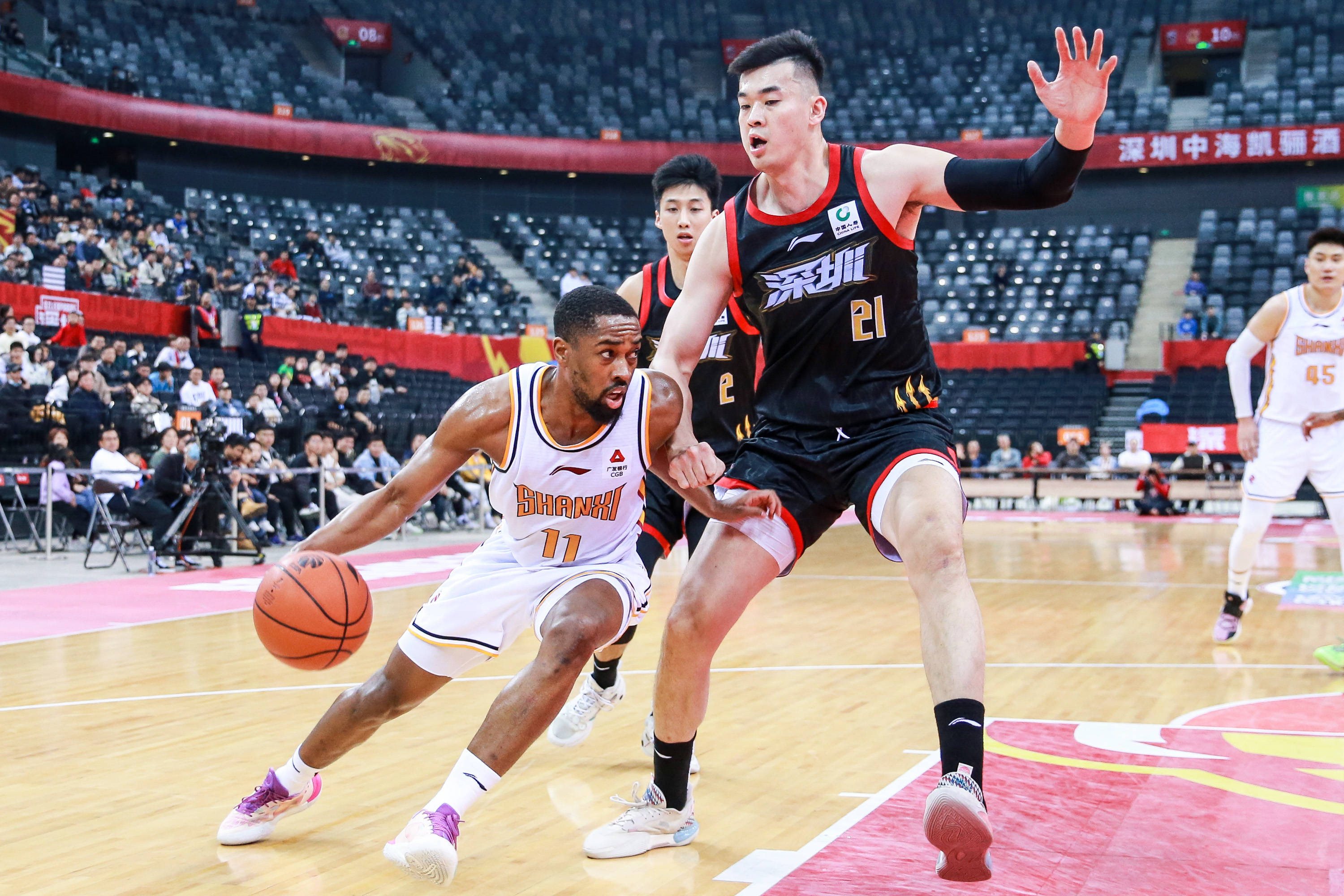 方面实现更 方面实现更