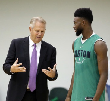 服务游戏里 服务游戏里