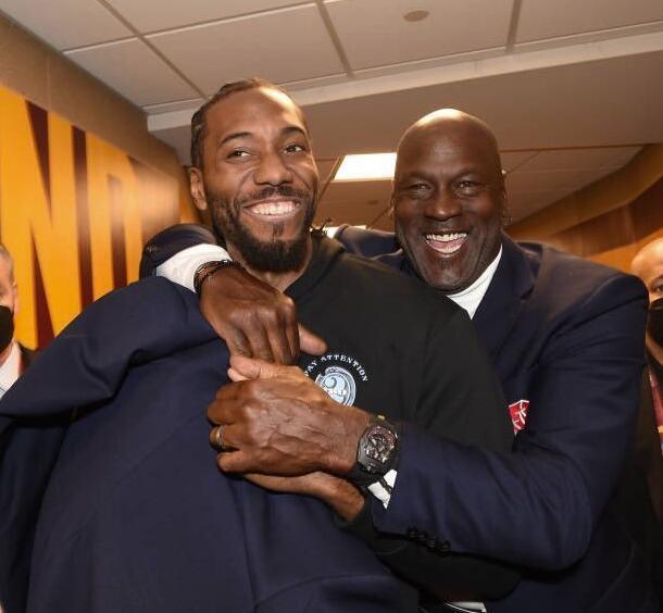 针对伤侧移 针对伤侧移