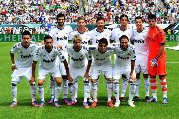 与球迷的共 与球迷的共